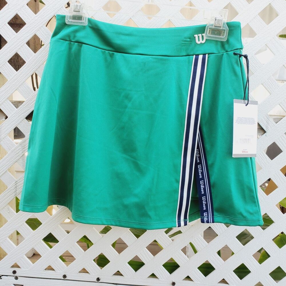 Junior's Wilson Sporting Goods Green Skort Size XL  (14-16)